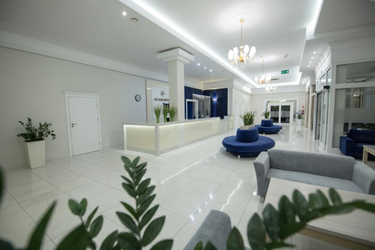 Alabaster Rezydencja Rzeszow Ngoại thất bức ảnh